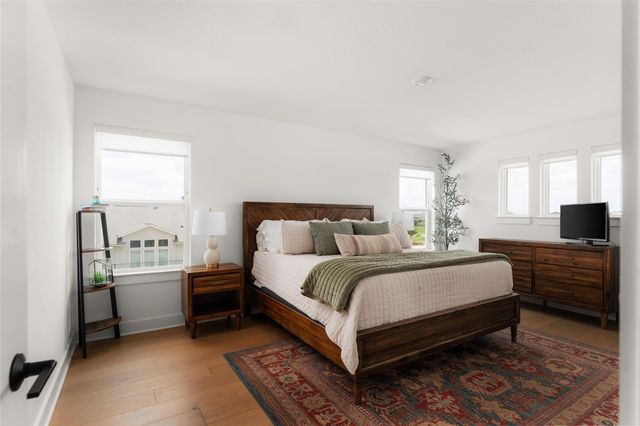 7917 Edmondson BND, Austin, TX 78744