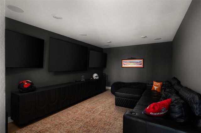 7917 Edmondson BND, Austin, TX 78744