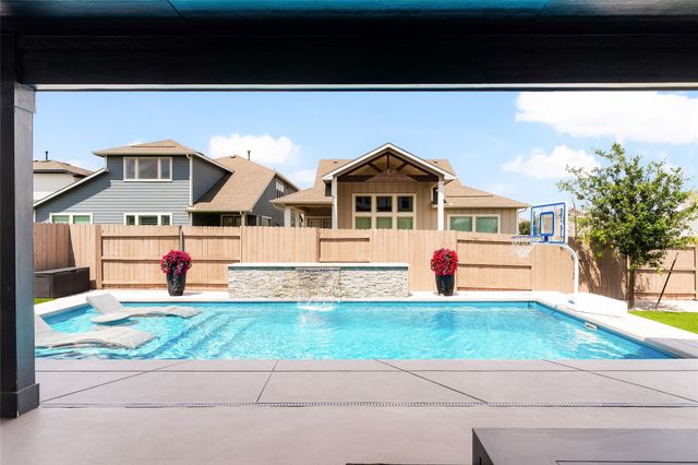 7917 Edmondson BND, Austin, TX 78744