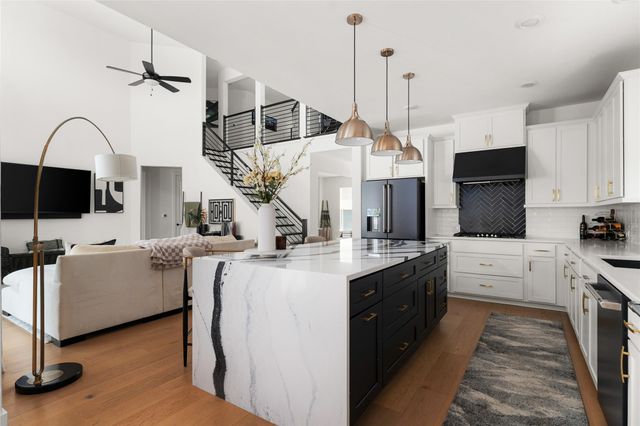7917 Edmondson BND, Austin, TX 78744