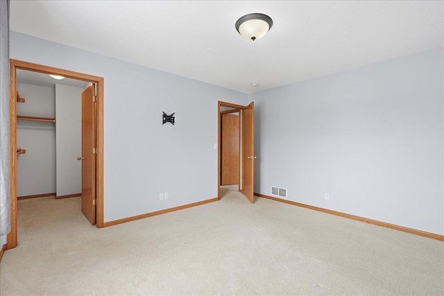 821 River Terrace, Prescott, WI 54021