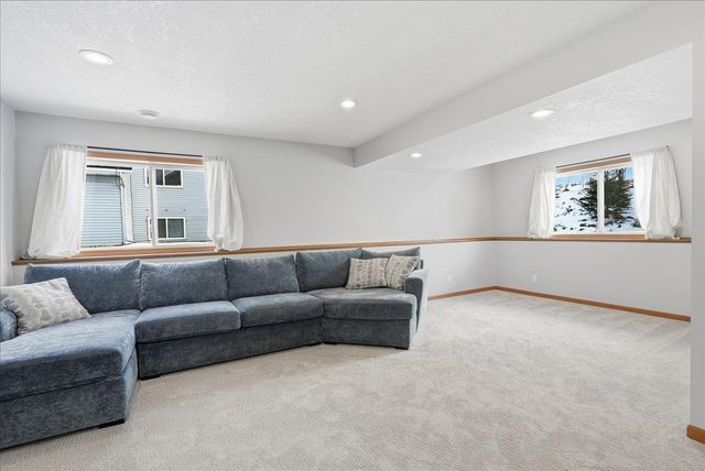 821 River Terrace, Prescott, WI 54021