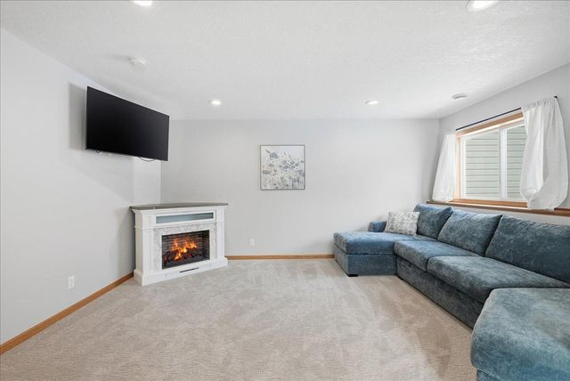 821 River Terrace, Prescott, WI 54021