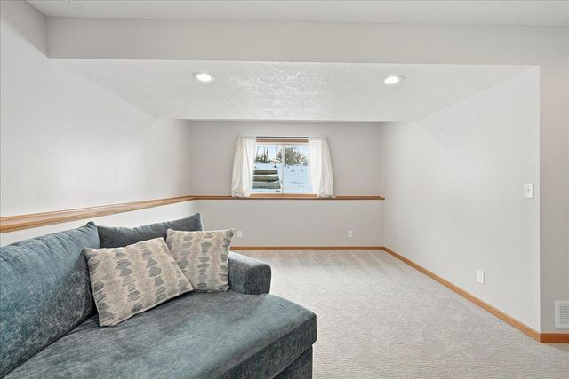 821 River Terrace, Prescott, WI 54021