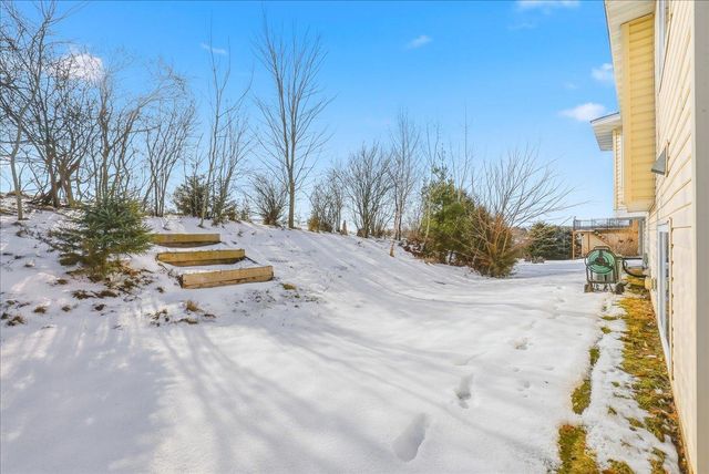 821 River Terrace, Prescott, WI 54021