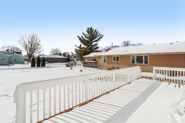 108 4th Street, Waunakee, WI 53597