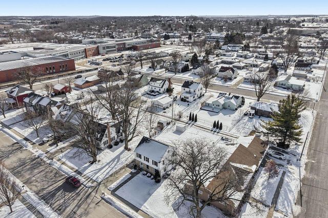 108 4th Street, Waunakee, WI 53597