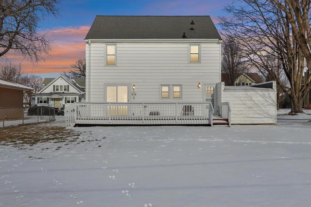 108 4th Street, Waunakee, WI 53597