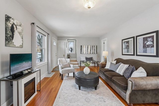 108 4th Street, Waunakee, WI 53597