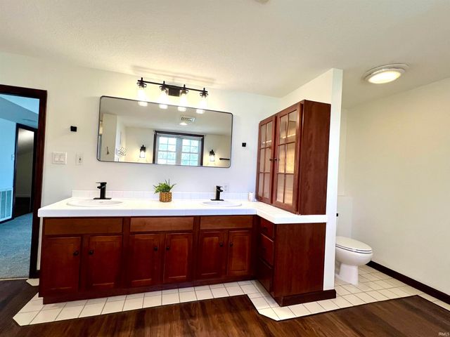 204 W Depot Street, Bruceville, IN 47516