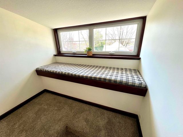 204 W Depot Street, Bruceville, IN 47516