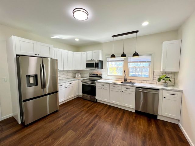 204 W Depot Street, Bruceville, IN 47516