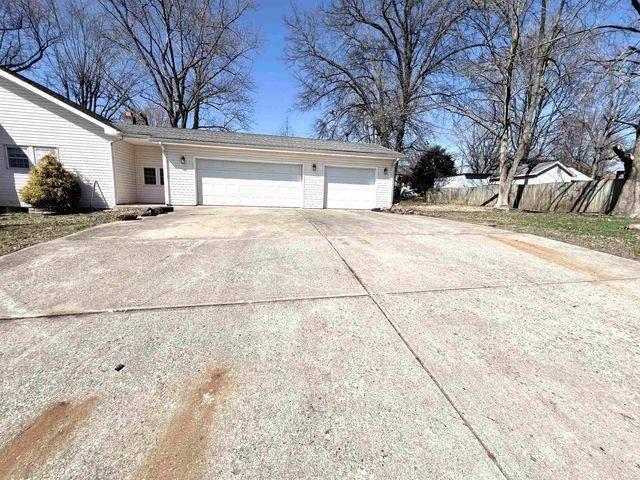 204 W Depot Street, Bruceville, IN 47516