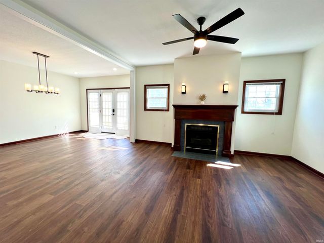 204 W Depot Street, Bruceville, IN 47516