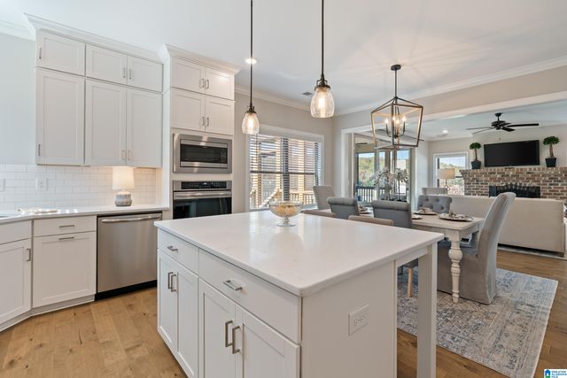 2049 EAGLE POINT COURT, Birmingham, AL 35242