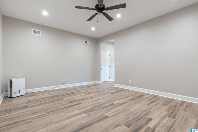 2049 EAGLE POINT COURT, Birmingham, AL 35242