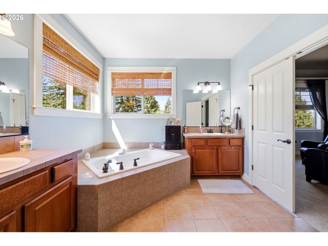 22814 Sw COWLITZ Dr, Tualatin, OR 97062