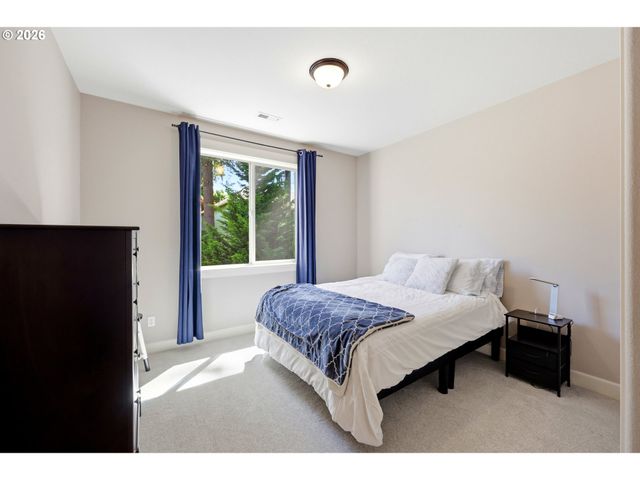 22814 Sw COWLITZ Dr, Tualatin, OR 97062