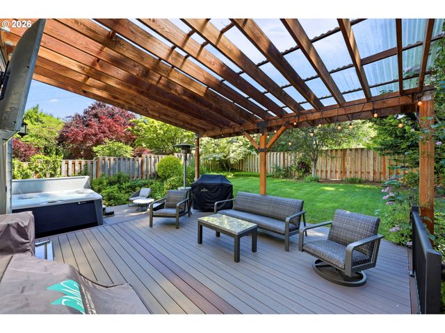 22814 Sw COWLITZ Dr, Tualatin, OR 97062