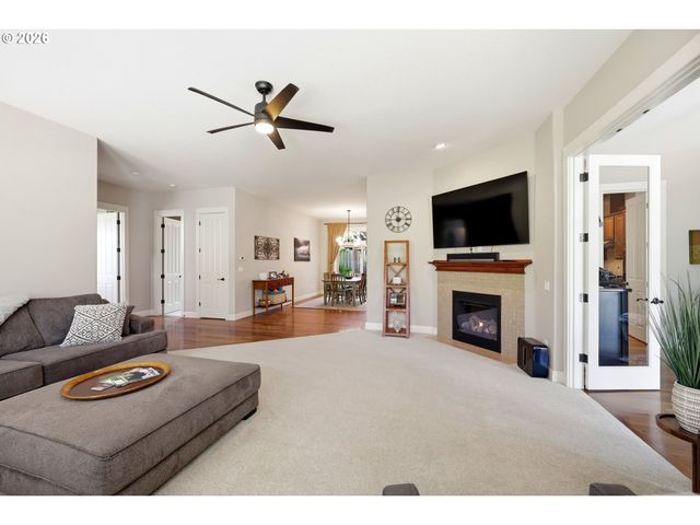22814 Sw COWLITZ Dr, Tualatin, OR 97062