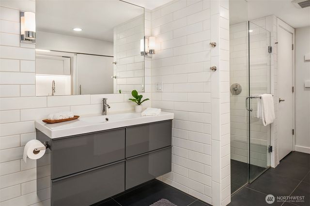 3608 NE 103rd Street, Seattle, WA 98125