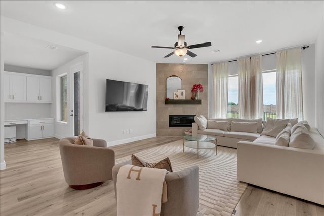 1808 Cedar Bluff Parkway, Mansfield, TX 76063