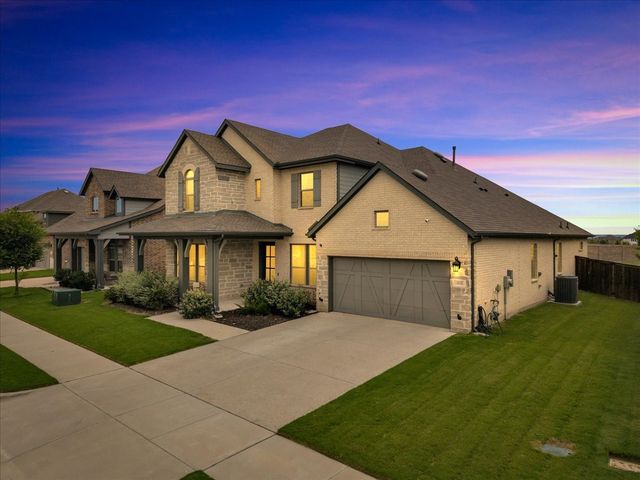1808 Cedar Bluff Parkway, Mansfield, TX 76063