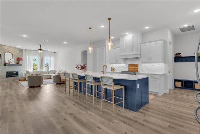 1808 Cedar Bluff Parkway, Mansfield, TX 76063
