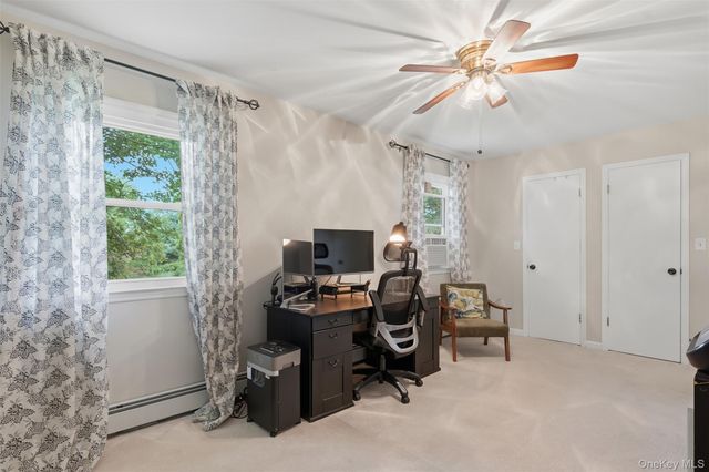 35 Beverly Drive, Warwick, NY 10990