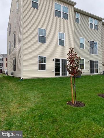 1926 SPEARFISH CT, Newark, DE 19702