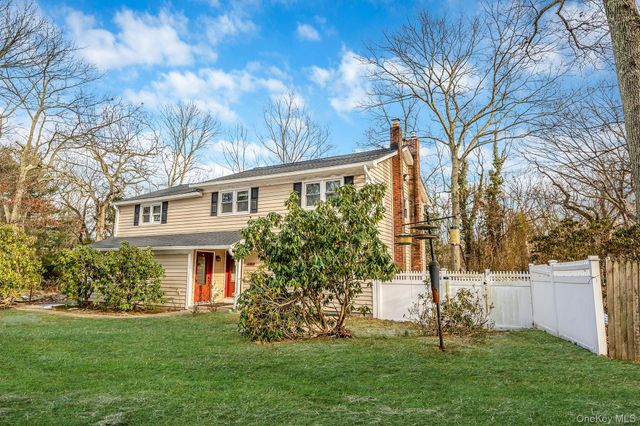 120 Rustic Road, Port Jefferson, NY 11777