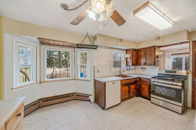 120 Rustic Road, Port Jefferson, NY 11777