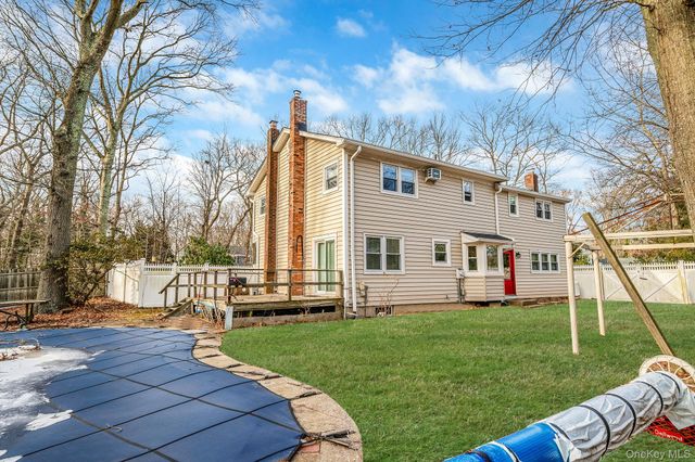 120 Rustic Road, Port Jefferson, NY 11777