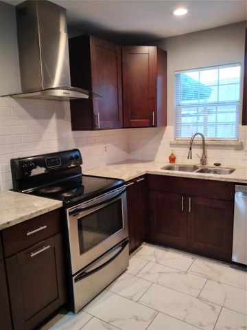 11018 Kirkwell Drive, Houston, TX 77089
