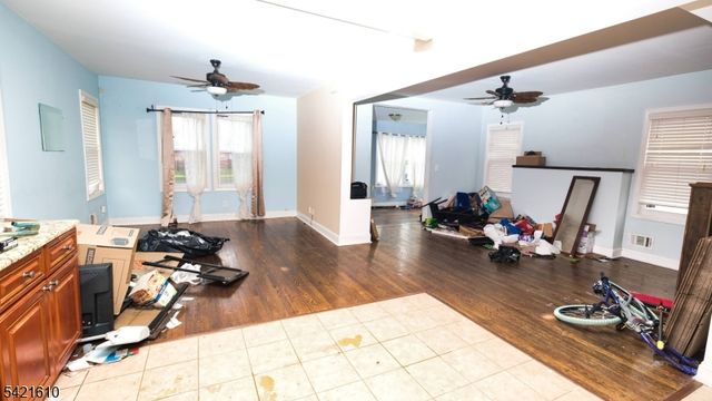 824 Chestnut St, Roselle Boro, NJ 07203