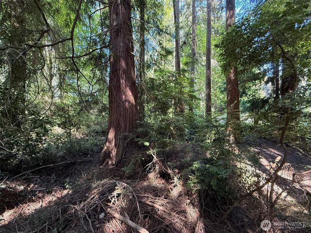 5860 Fish Road, Freeland, WA 98249