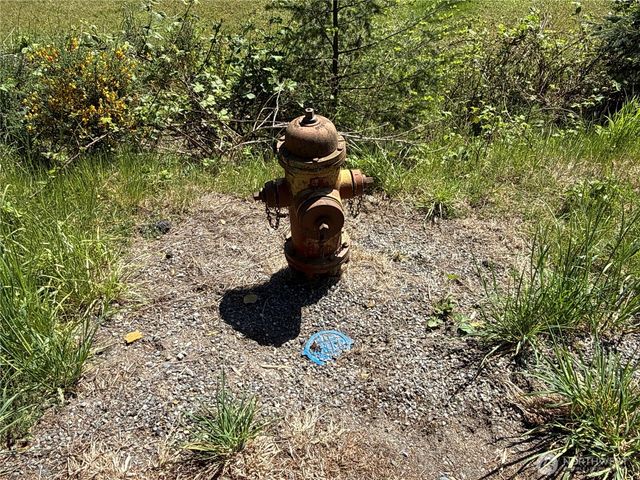 5860 Fish Road, Freeland, WA 98249