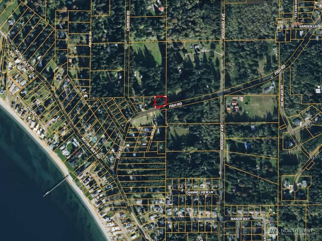 5860 Fish Road, Freeland, WA 98249