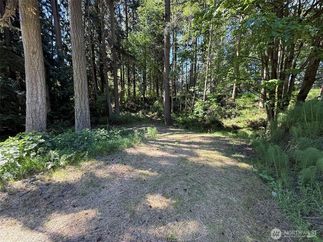 5860 Fish Road, Freeland, WA 98249