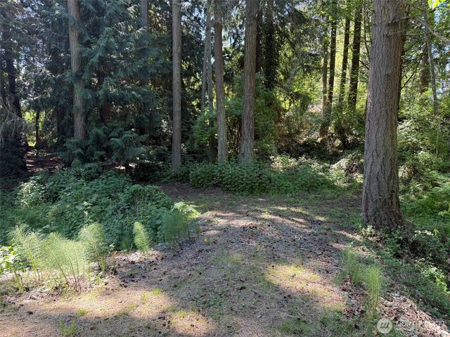 5860 Fish Road, Freeland, WA 98249