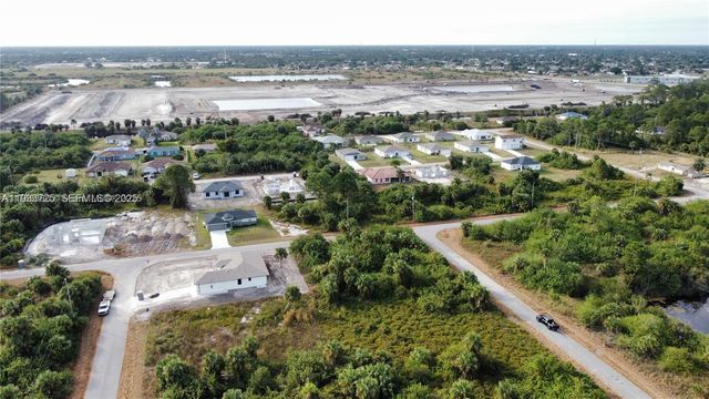 728 Cahn St E, Lehigh Acres, FL 33974