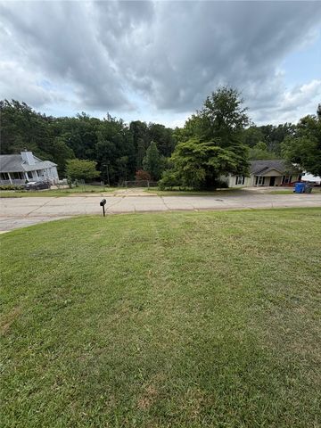 34 Shore Drive, Greenville, SC 29611