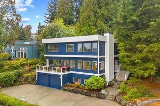 11737 Lakeside Avenue NE, Seattle, WA 98125