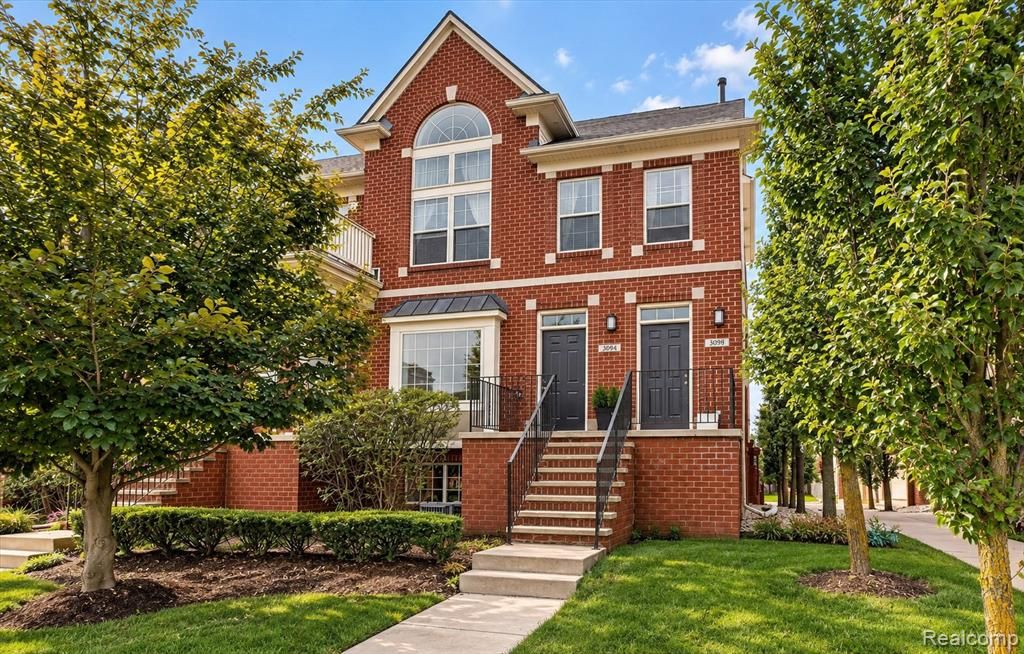 3094 Camden Drive, Troy, MI 48084