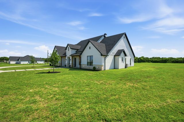 4790 Austin Circle, Sanger, TX 76266