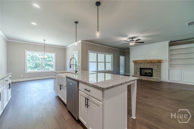 348 Pinewood Drive, Covington, GA 30014