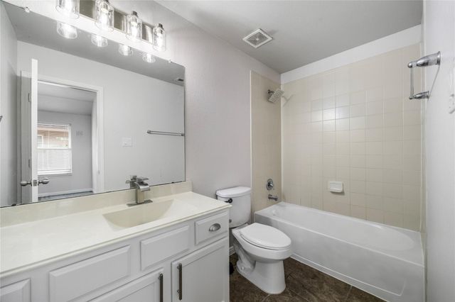 13211 Davenport Hills Lane, Humble, TX 77346