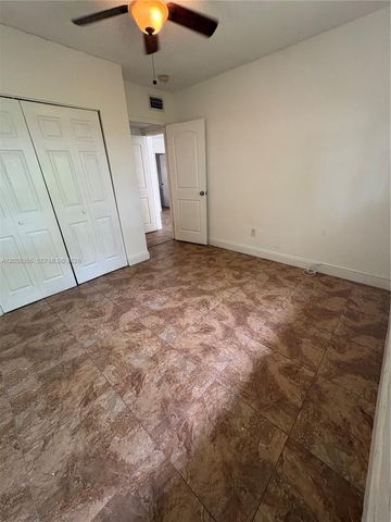 410 Pinecrest Dr 2 2, Miami Springs, FL 33166