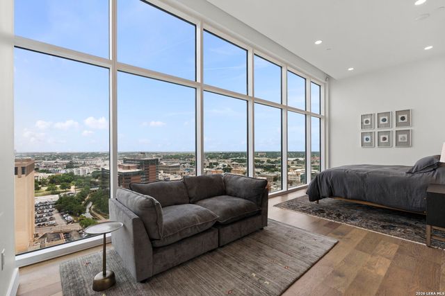 123 Lexington Ave Apt 1703, San Antonio, TX 78205