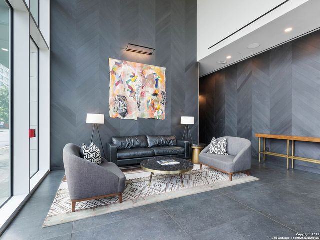 123 Lexington Ave Apt 1703, San Antonio, TX 78205